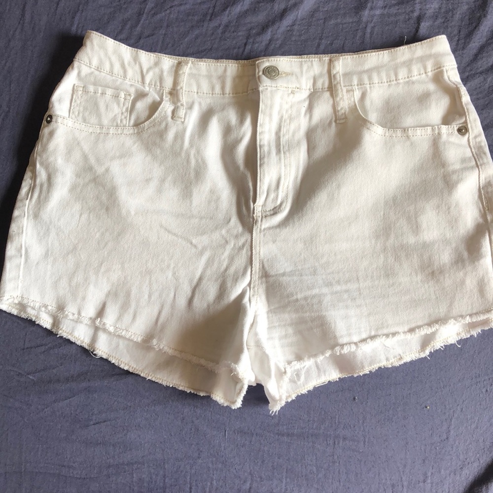 White High-rise shorts